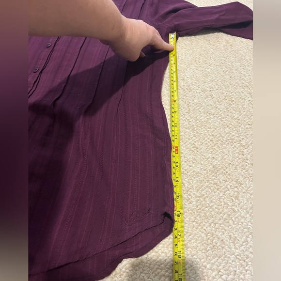 Woolrich Dark Purple Casual button-up blouse. Size Medium. Subtle ribbing/stripe - Picture 12 of 15